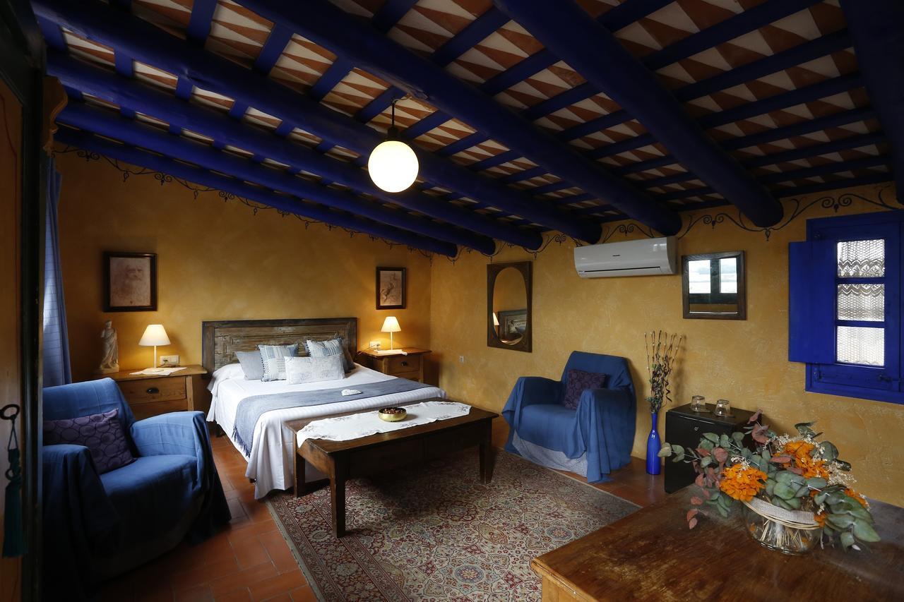 Hostal Blau Peratallada Extérieur photo